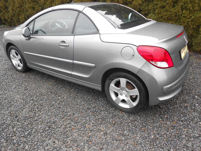 Peugeot 207 CC 1.6VTi,127TKm! KLIMA - fotka 26 z 28
