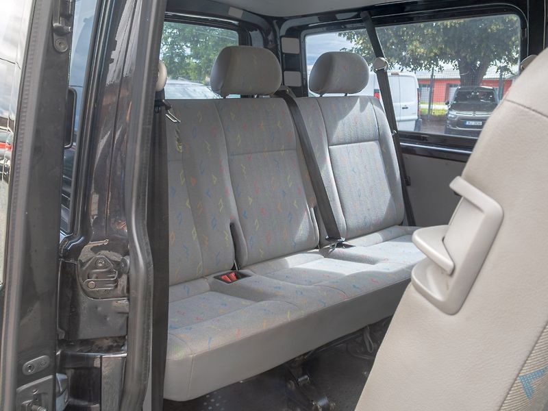 Volkswagen Transporter (2006) 2.5TDI 96KW LONG – 8 SEDADEL - fotka 27 z 34