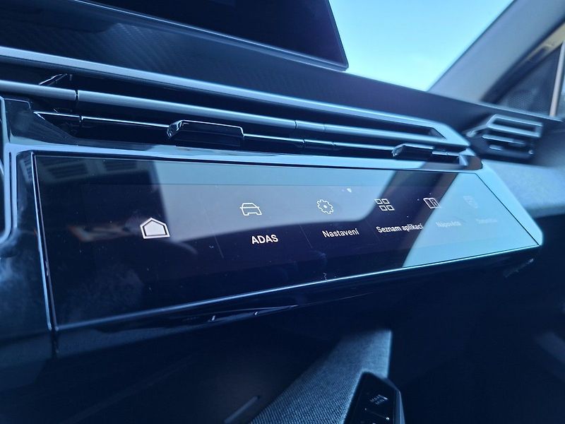 Peugeot 5008 ALLURE HYBRID 145k e-DCS6 - fotka 26 z 28