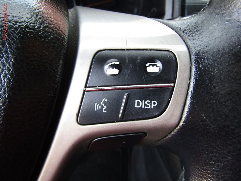 Toyota Avensis (2010) 1.8 i, AT, TZ - fotka 13 z 19