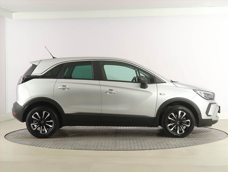 Opel Crossland X (2023) Elegance 1.2 Turbo, Automat - fotka 6 z 25