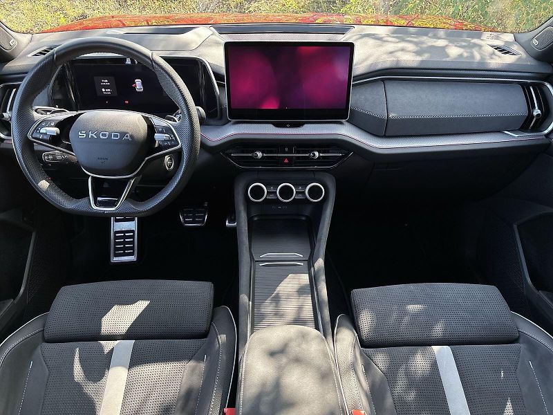 Škoda Kodiaq (2025) 1.5 TSI iV DSG Sportline - fotka 5 z 33