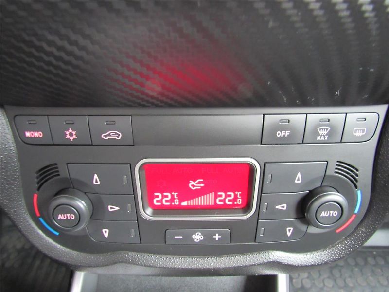 Alfa Romeo MiTo 1,4 Turbo 99kW - fotka 17 z 30