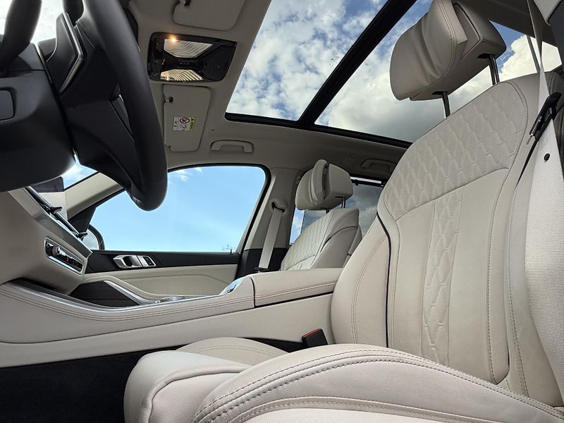 BMW X5 (2025) 30d INDIVIDUAL 22