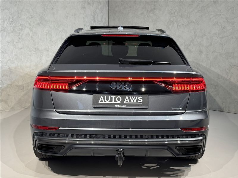 Audi Q8 3,0 TDi  Competition Plus LED - fotka 10 z 48