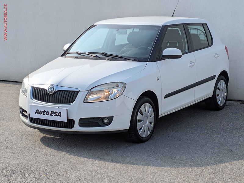 Škoda Fabia (2008) 1.2 i, 2.maj,ČR, Ambiente, AC - fotka 3 z 14
