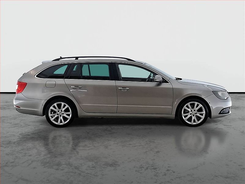 Škoda Superb (2013) Ambition 2.0 TDI, Automat - fotka 6 z 20