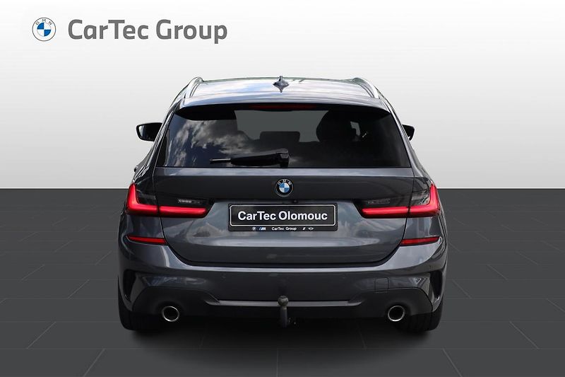 BMW Řada 3 320d xDrive Touring - fotka 4 z 14