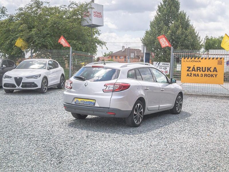 Renault Mégane (2015) 1.2T 97KW – NAVI / BOSE - fotka 5 z 48