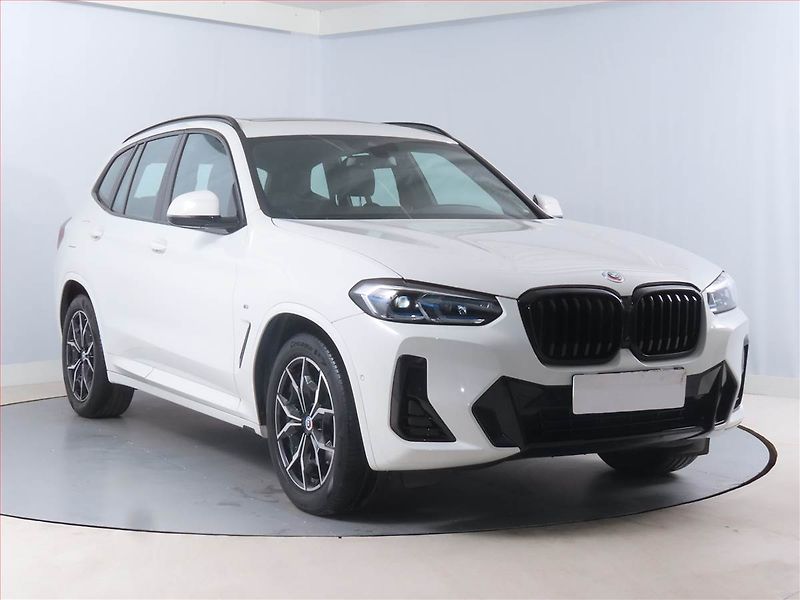 BMW X3 (2022) xDrive30i - fotka 1 z 14
