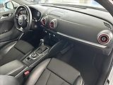 Audi A3 2,0   TDI 110kW,S-LINE,SPORTBA - náhled 9