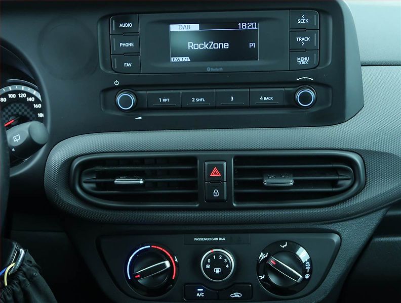 Hyundai i10 (2023) 1.0, ČR,1.maj, Serv.kniha - fotka 12 z 15