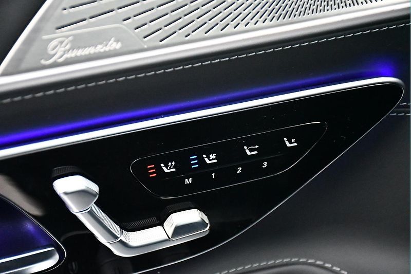 Mercedes-Benz SL 43 AMG HUD K360°4L-ZÁRUKA - fotka 46 z 55