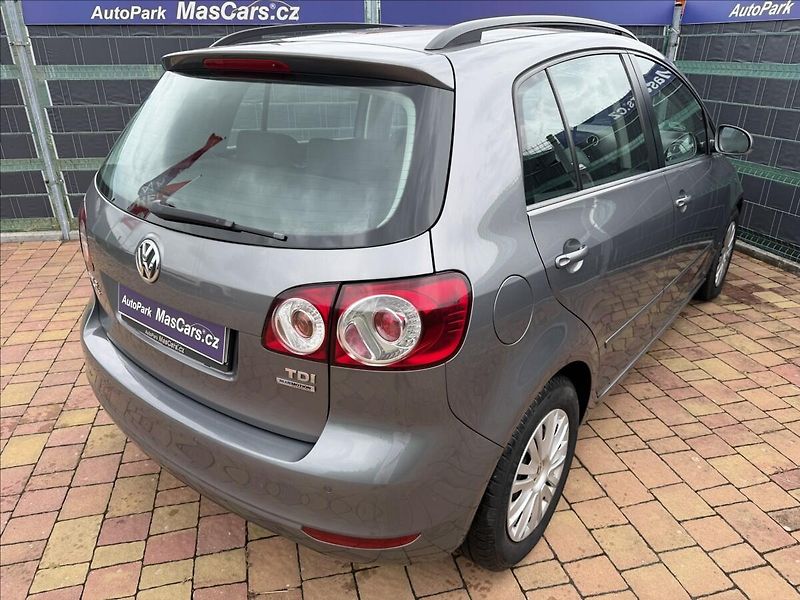 Volkswagen Golf Plus 1.6 TDI Comfortline - fotka 6 z 19