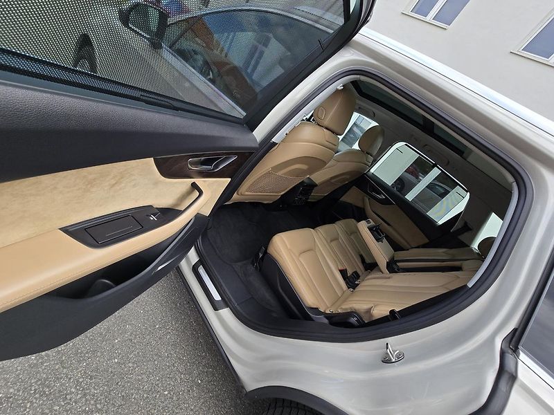 Audi Q7 3.0 V6 250kW MATRIX KŮŽE WEBAS - fotka 53 z 61
