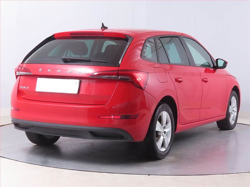 Škoda Scala (2019) 1.0 TSI, Tempomat - fotka 5 z 14