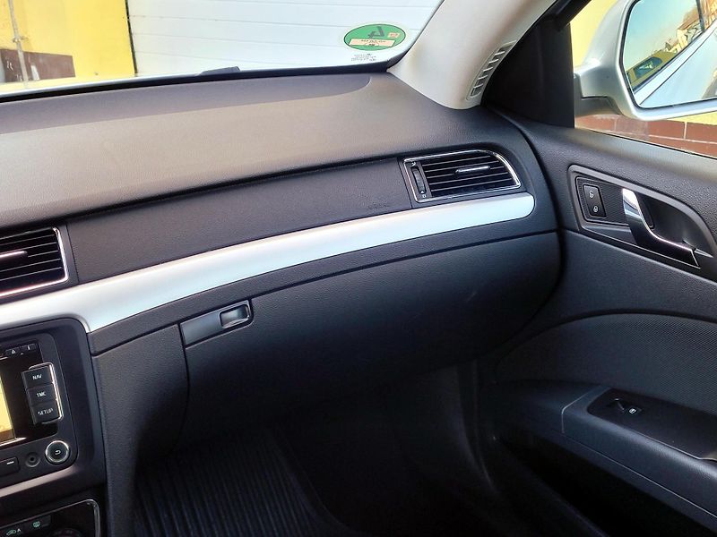 Škoda Superb TSi 1.maj, NOVÉ ROZVODY    - fotka 30 z 46