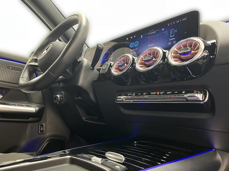Mercedes-Benz EQA 250+ - fotka 17 z 22