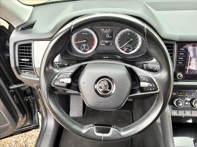 Škoda Kodiaq 1,5 TSI,DSG,7míst,navi,výhřev - fotka 22 z 50