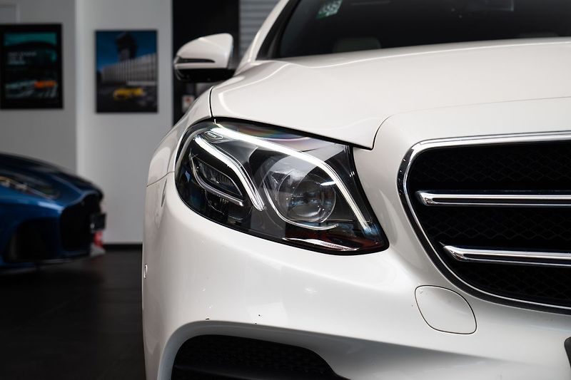 Mercedes-Benz Třídy E 4MATIC Burmester/ventilace - fotka 20 z 21