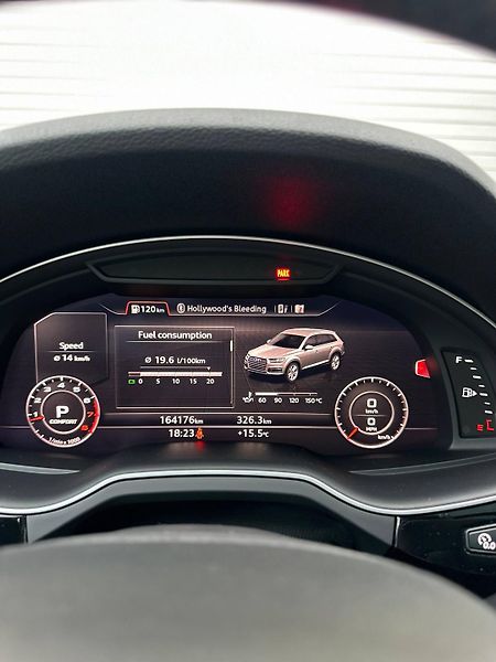 Audi Q7 (2017) 3.0 TFSI PREMIUM+ 360° 7 MIST - fotka 29 z 37