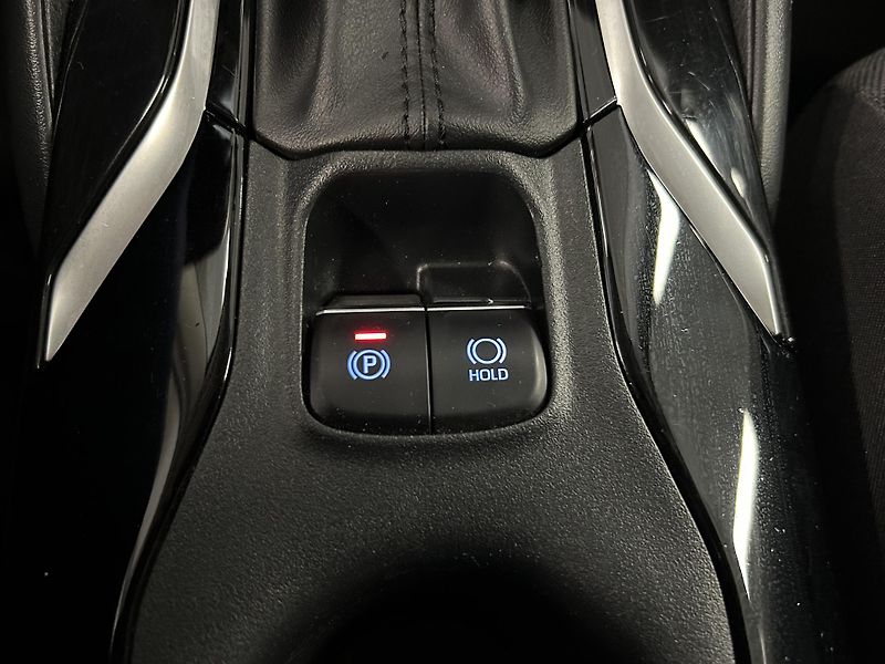 Toyota Corolla (2023) 1.8 Hybrid AT LED Kamera - fotka 8 z 26
