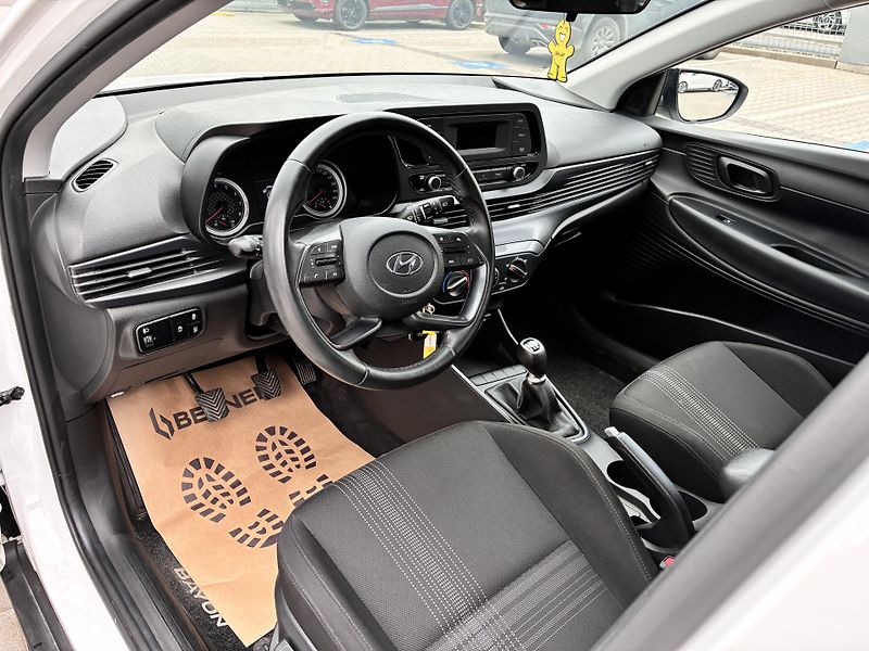 Hyundai Bayon 1.2i 62kW COMFORT CLUB ČR DPH - fotka 9 z 29