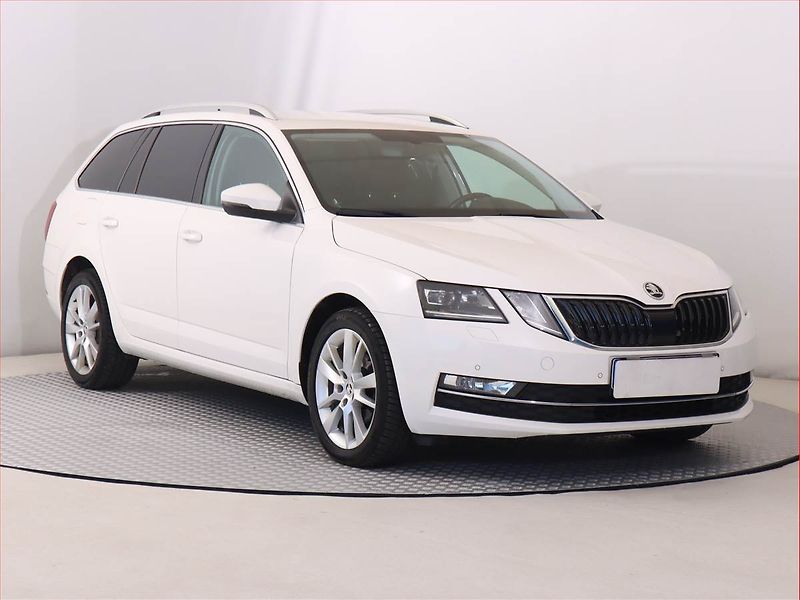 Škoda Octavia (2019) 1.6 TDI, Navi, Tempomat - fotografie inzerátu