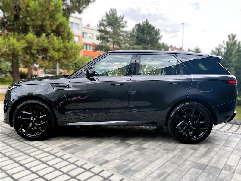 Land Rover Range Rover Sport (2026) 3,0 P460e DYNAMIC SE PHEV - fotka 2 z 28