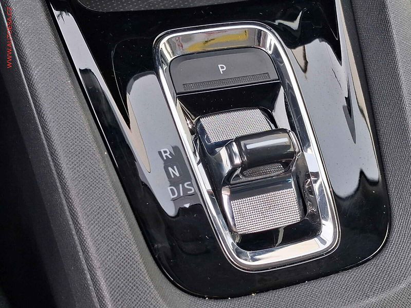 Škoda Octavia (2021) 2.0 TDi, 2.maj,ČR, Style - fotka 15 z 20