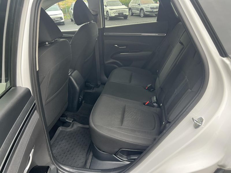 Hyundai Tucson (2022) 1.6T-GDi 132kW AT ČR NOVÉ - fotka 9 z 23