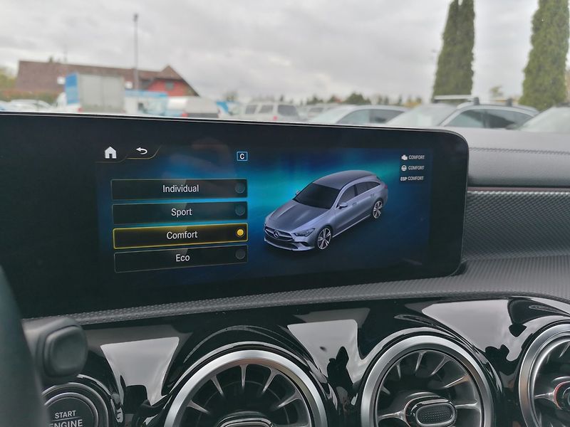 Mercedes-Benz CLA (2022) 2.0 180d Shooting Brake 8G - fotka 24 z 47