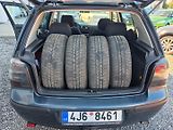Volkswagen Golf (2001) 1.9 TDI Zimáky - náhled 16