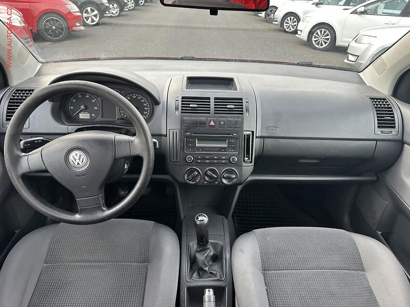 Volkswagen Polo (2008) 1.2HTP, AC - fotka 8 z 14