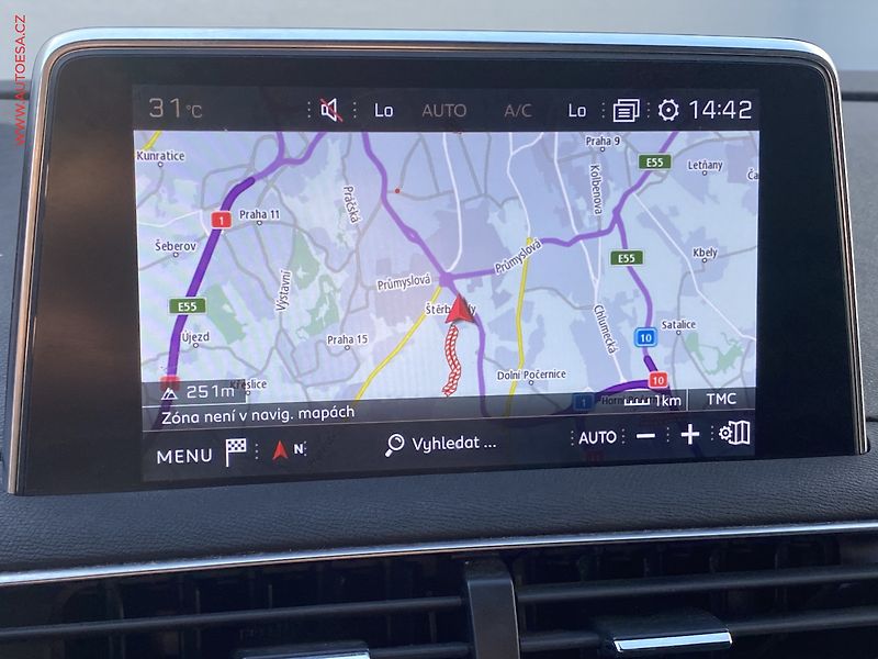 Peugeot 3008 (2019) 2.0 HDi, GT, AT, LED, navi - fotka 17 z 18