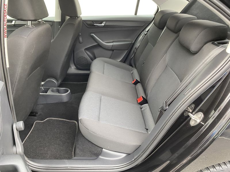 Škoda Rapid (2019) 1.0 TSi, Active - fotka 10 z 15