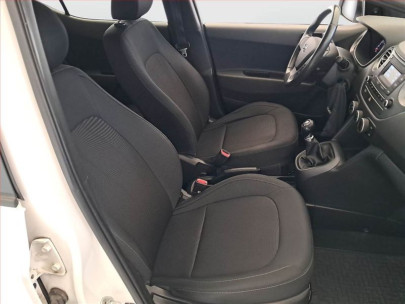 Hyundai i10 (2018) Family+ 1.0, ČR,1.maj - fotka 9 z 14