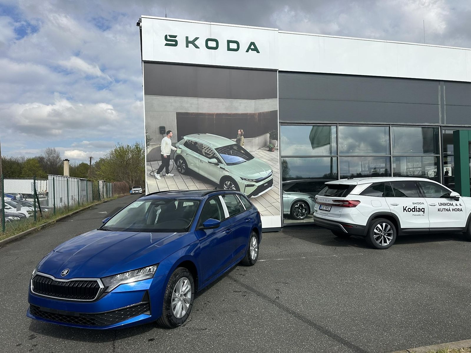 Škoda Octavia ESSENCE + dovýbava *412