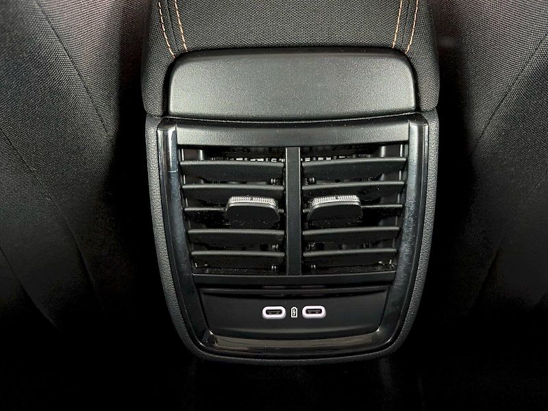 Škoda Scala (2025) DSG 1.0TSI 85kW Top Selection - fotka 28 z 31