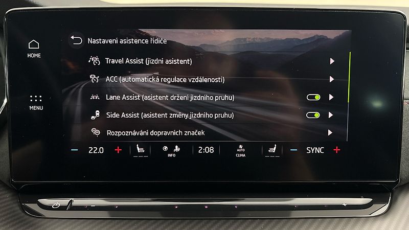 Škoda Octavia 2.0 TDI DSG 4x4 RS Combi - fotka 28 z 32