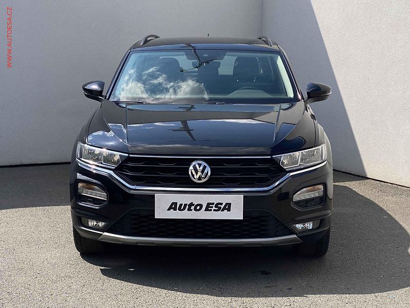 Volkswagen T-Roc (2019) 1.0 TSi, Comfortline, navi - fotka 2 z 17