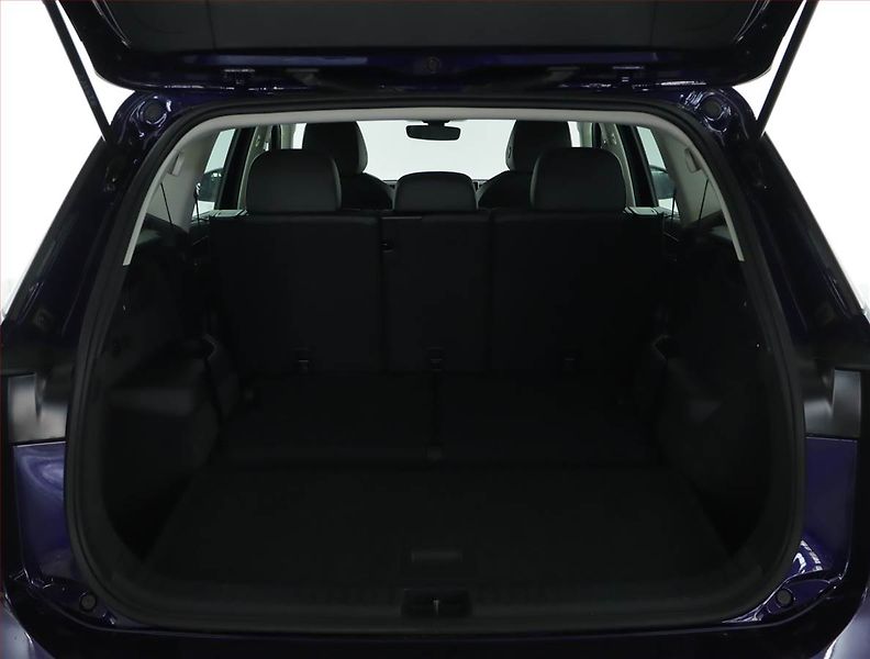 Volkswagen Tayron (2025) 1.5 eTSI - fotka 14 z 19