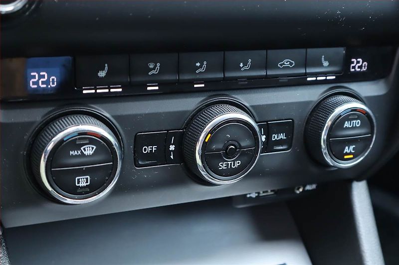 Škoda Octavia (2014) 1.6 TDI, Serv.kniha, Tempomat - fotka 13 z 20