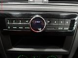 Škoda Rapid (2017) 1.0TSI, ČR, AC, park.asist - náhled 15