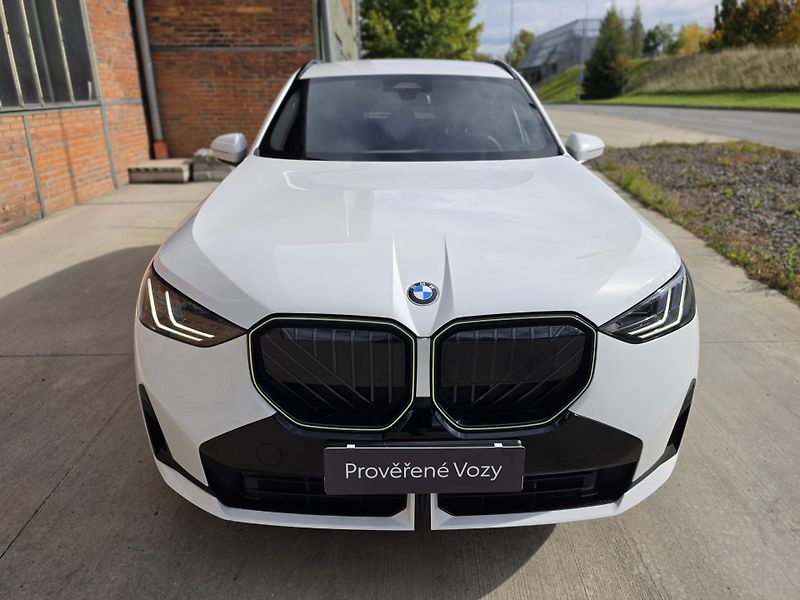 BMW X3 (2025) 20d xDrive Mpaket + tažné - fotka 8 z 26