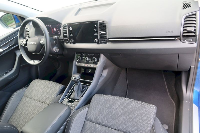 Škoda Karoq (2025) Top Selection 1.5 TSI 110 kW D - fotka 18 z 30