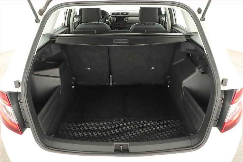Škoda Fabia (2020) 1.0 TSI, Tempomat - fotka 12 z 12