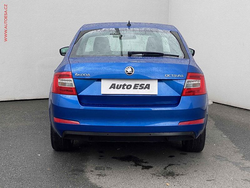Škoda Octavia (2015) 1.6 TDi, ČR, servis.kniha - fotka 5 z 17