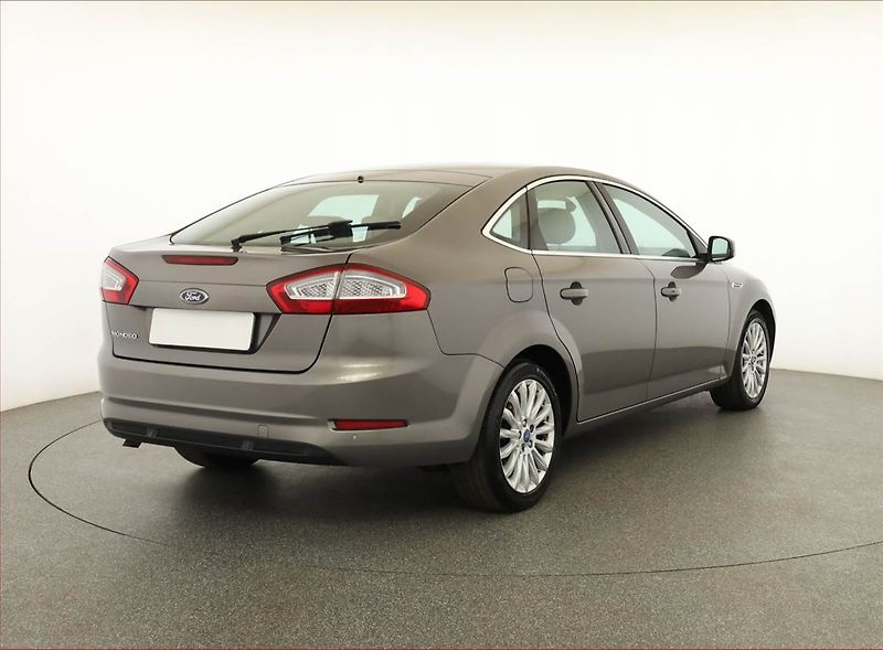 Ford Mondeo (2012) 2.0 TDCi, Serv.kniha - fotka 5 z 16