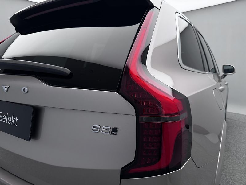 Volvo XC90 B5 AWD BRIGHT PLUS REZERVACE - fotka 25 z 55